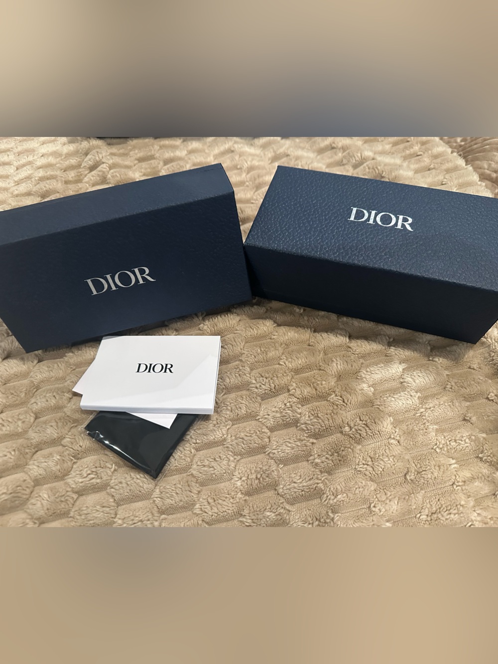 Dior Men’s Accessories Box Set – Dark Blue & White